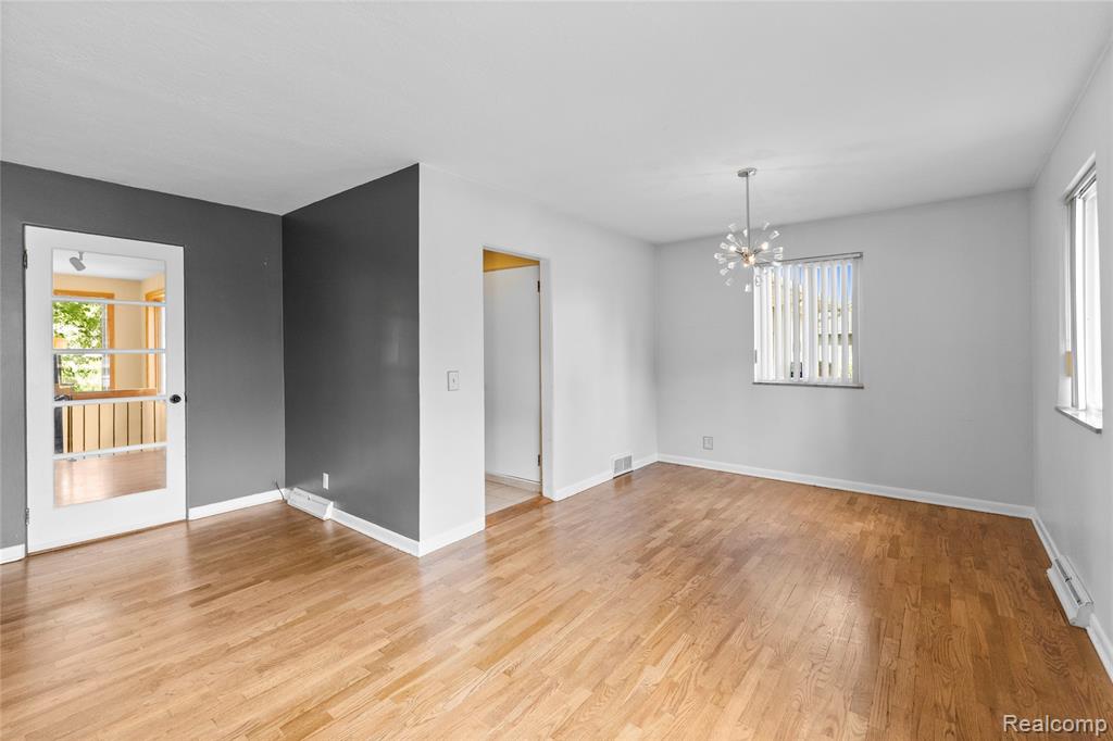 2354 Grove Park Road Fenton, MI 48430 - Photo 15 of 47