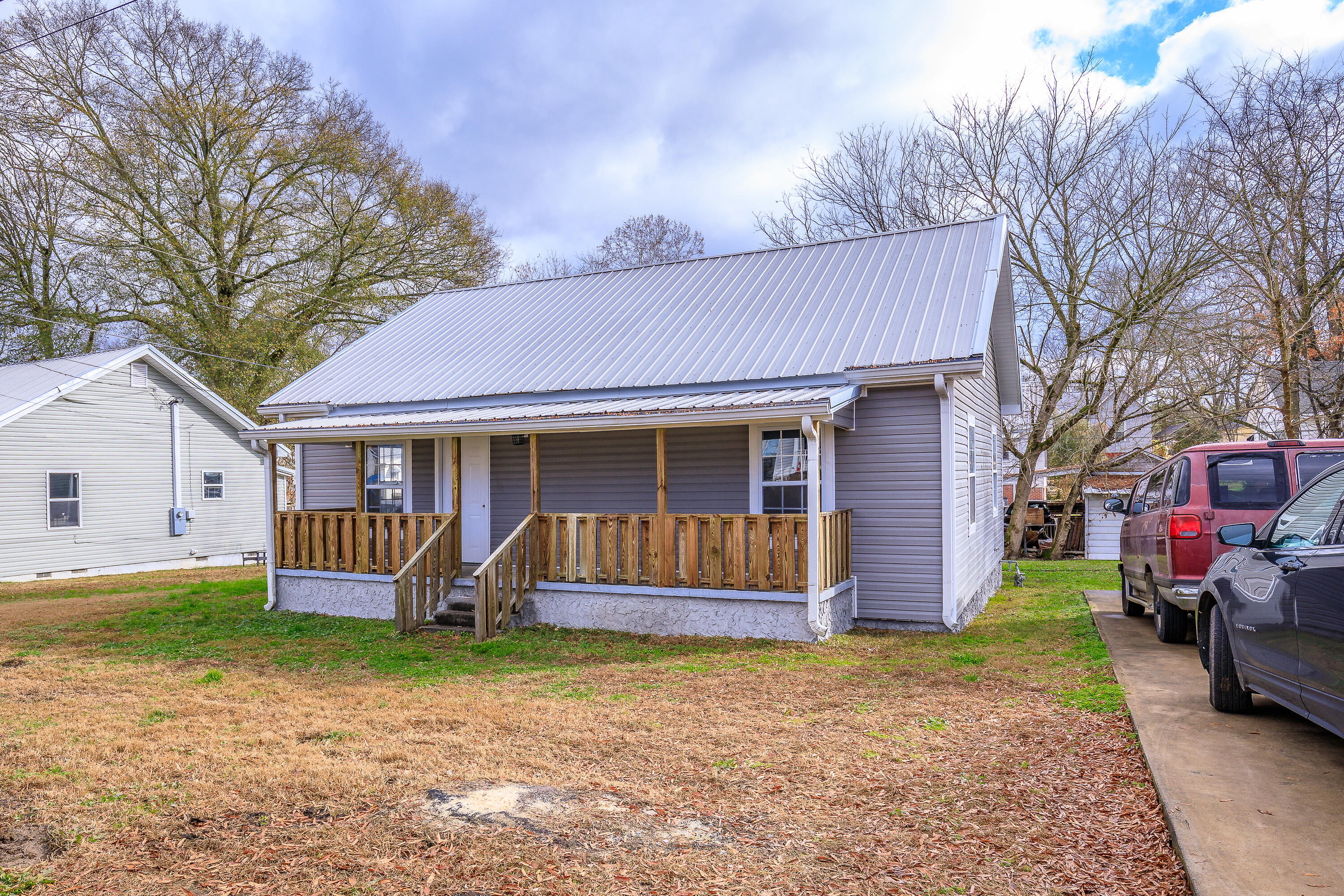 78 Oak St, Trion, GA 30753