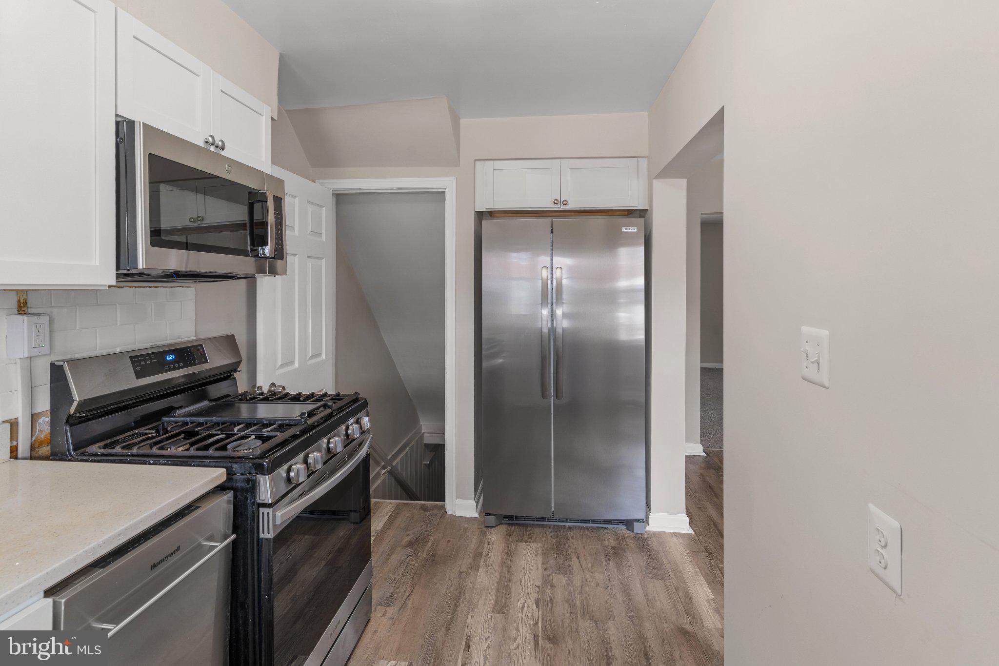 2147 Coralthorn Road Middle River, MD 21220 - Photo 2 of 23 Modern kitchen with sleek appliances.