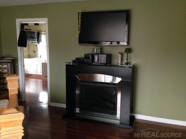 2203 Chippenham Chase Rochester Hills, MI 48306 - Photo 15 of 33
