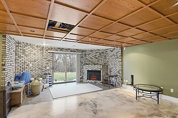 $650,000 | 70832 280th Street, Redwood Falls, MN 56283