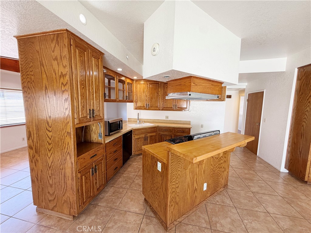 4564 Rudisill Street Montclair, CA 91763 - Photo 8 of 20