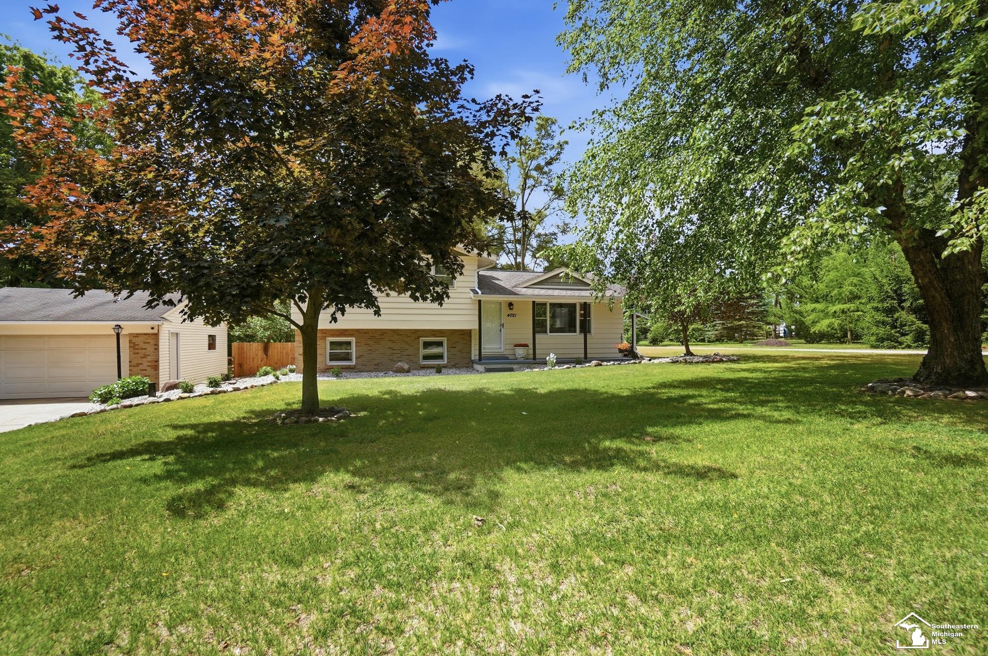 4021 Section Road Lambertville, MI 48144 - Photo 8 of 77