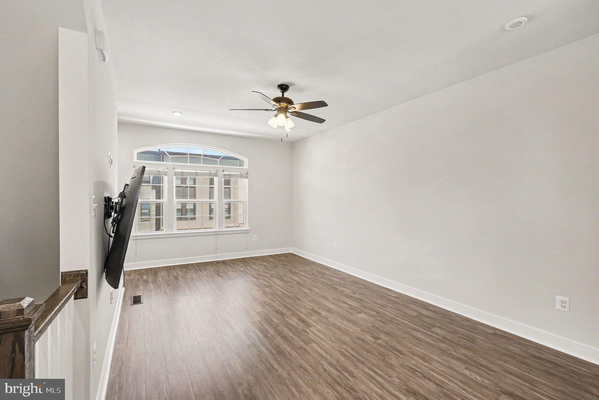 2616 Velocity Road Herndon, VA 20171 - Photo 6 of 26