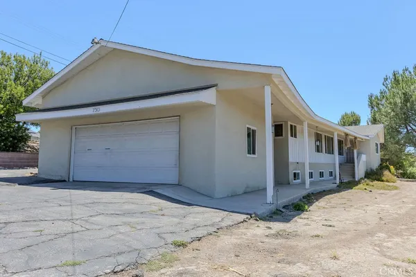 $749,000 | 750 Tanner Drive, Paso Robles, CA 93446