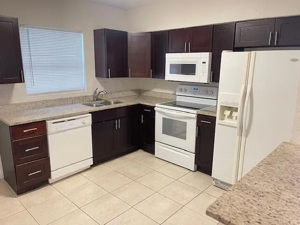 $2,700 | 5181 Southwest 19th Street, West Park, FL 33023