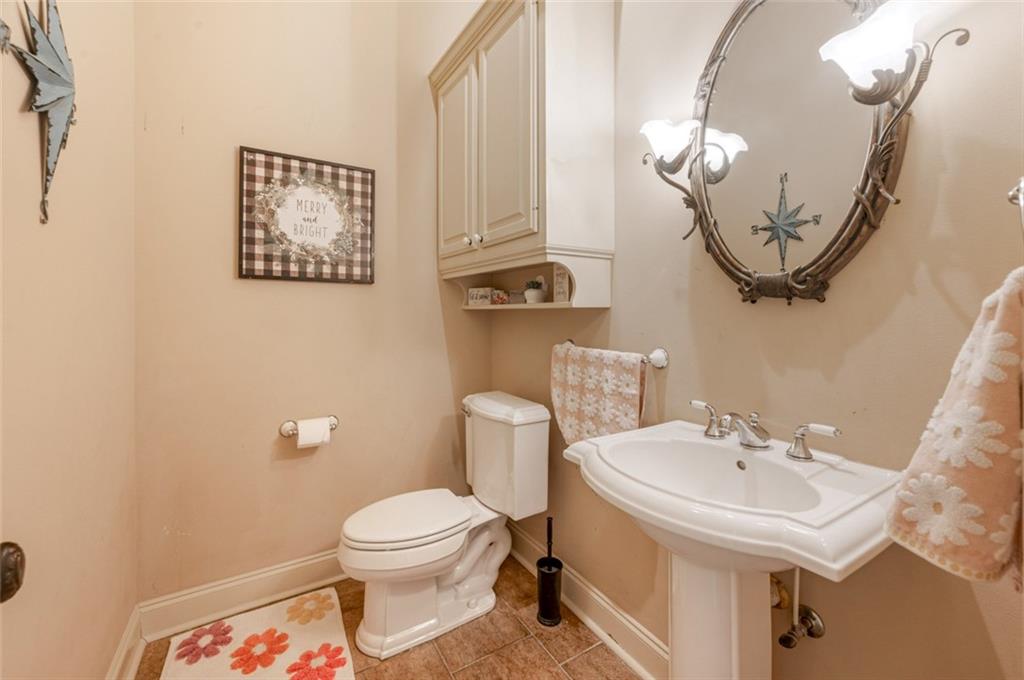 10634 Shoreline Drive Baton Rouge, LA 70809 - Photo 11 of 26