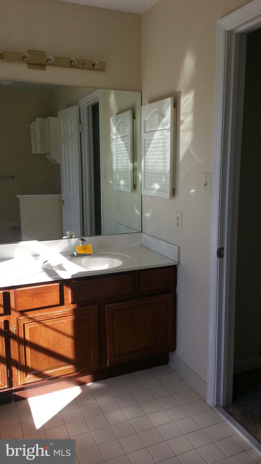 14332 Fairdale Road Silver Spring, MD 20905 - Photo 21 of 25 Interior (General)