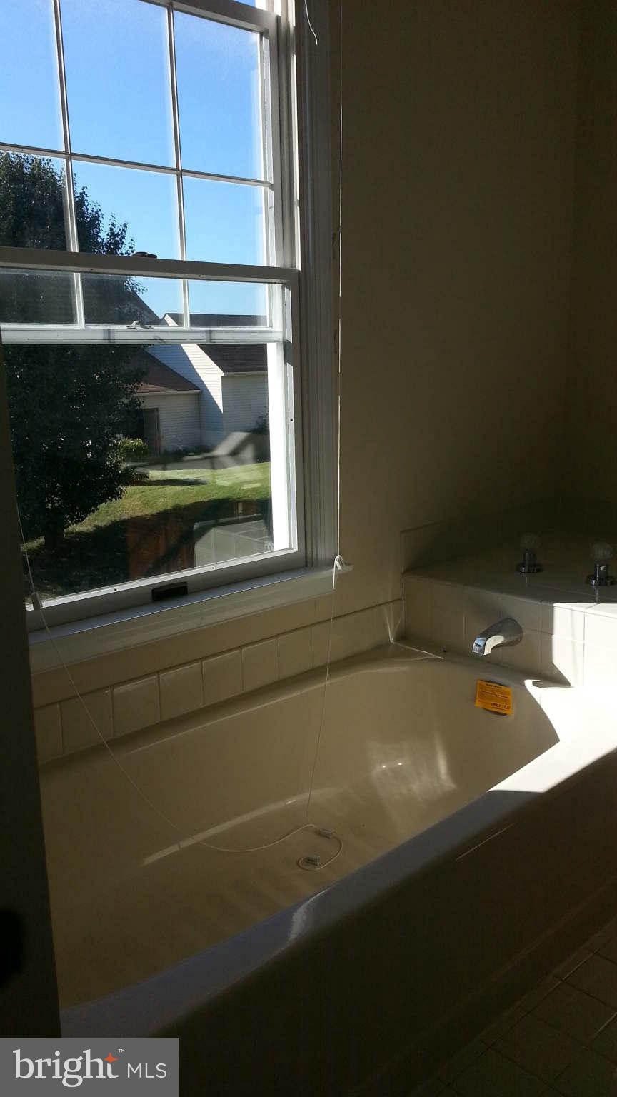 14332 Fairdale Road Silver Spring, MD 20905 - Photo 22 of 25 Interior (General)