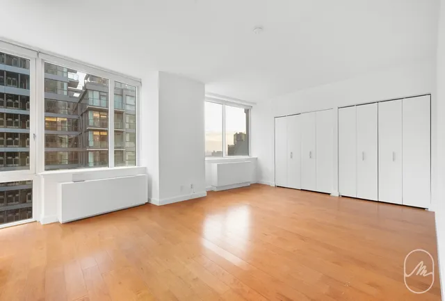 $3,900 | 80 Dekalb Avenue, Unit 27L | Fort Greene