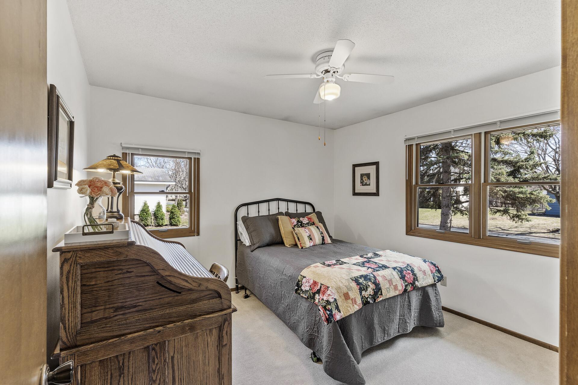 9932 Oxborough Road Bloomington, MN 55437 - Photo 28 of 50 Gallery Image 28