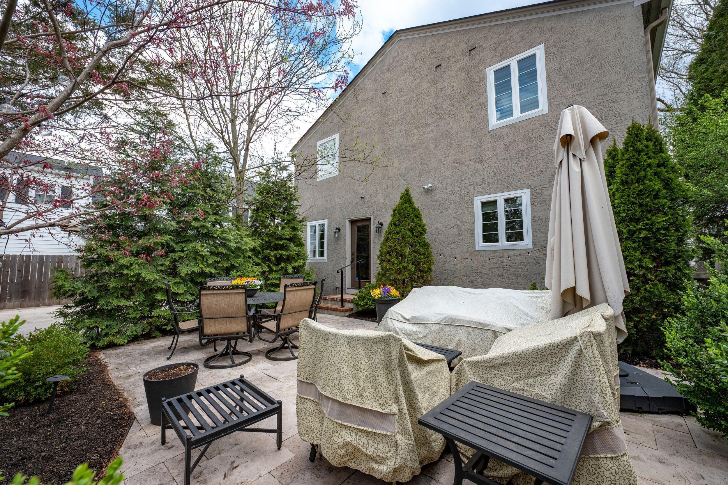 1865 Collingswood Road Columbus, OH 43221 - Photo 31 of 32 Patio