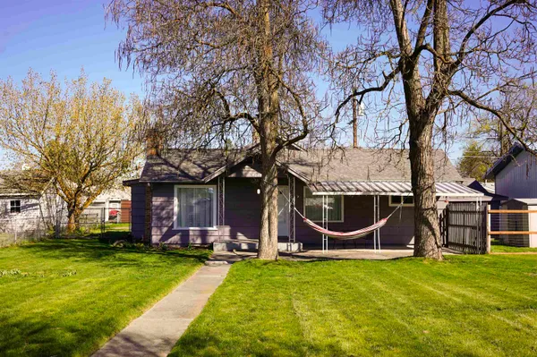 $295,000 | 4224 North Washington Street, Spokane, WA 99205