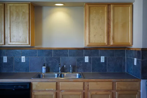 $295,000 | 4224 North Washington Street, Spokane, WA 99205