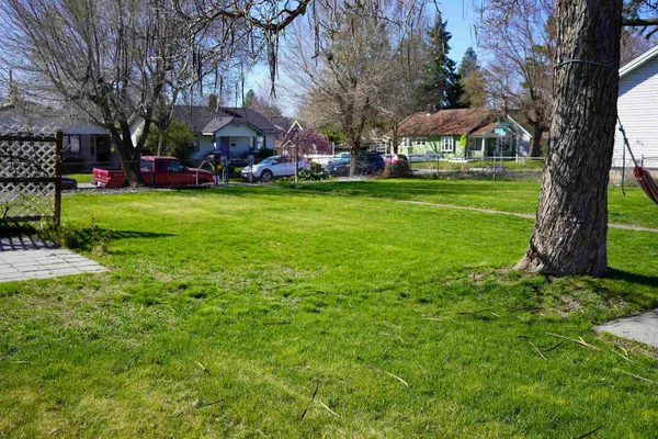 $295,000 | 4224 North Washington Street, Spokane, WA 99205