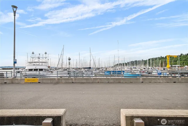 $525,000 | 6535 Seaview Avenue Northwest, Unit 510B, Seattle, WA 98117