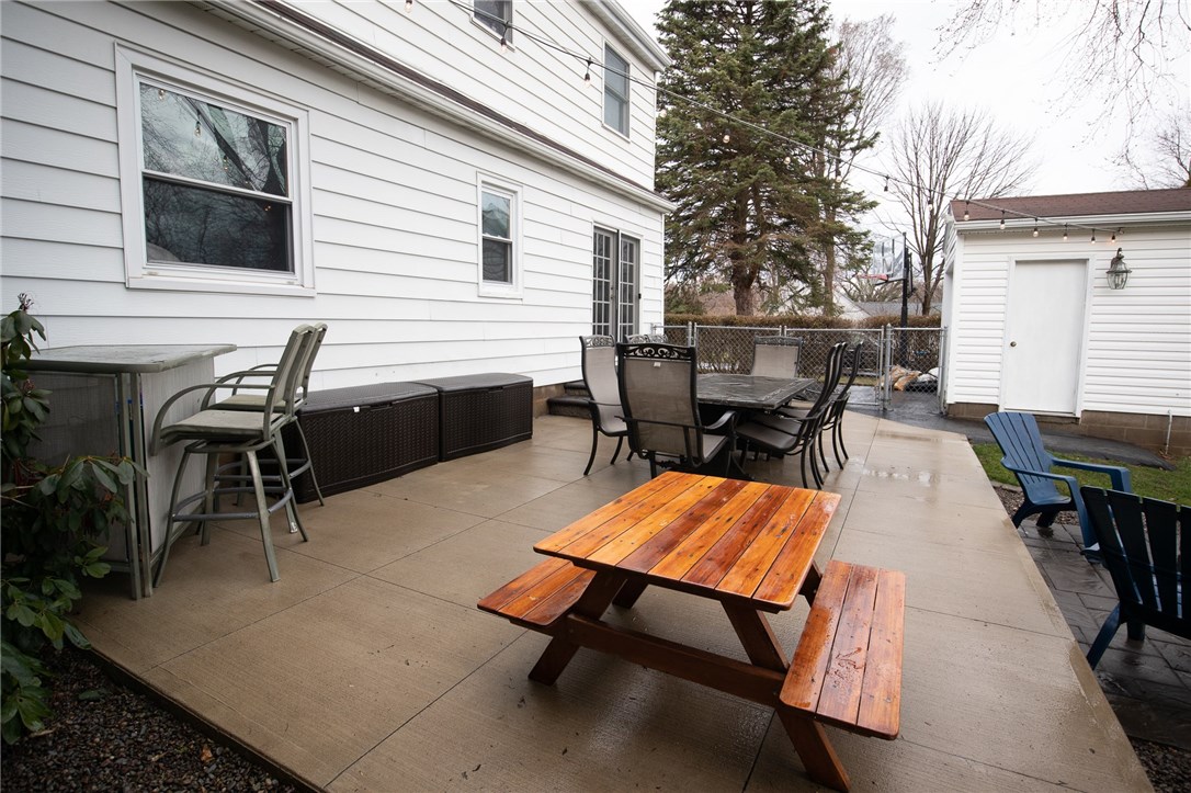 24 Frontenac Heights Irondequoit, NY 14617 - Photo 6 of 23