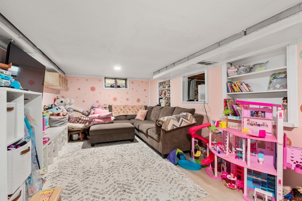 17 Center Hill Road Kingston, MA 02364 - Photo 16 of 24