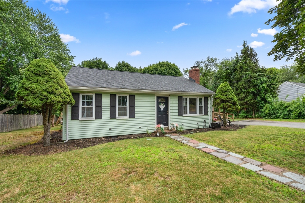 17 Center Hill Road Kingston, MA 02364 - Photo 2 of 24