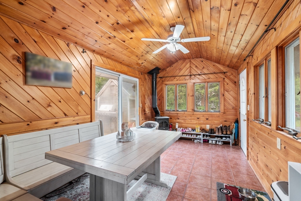 17 Center Hill Road Kingston, MA 02364 - Photo 9 of 24