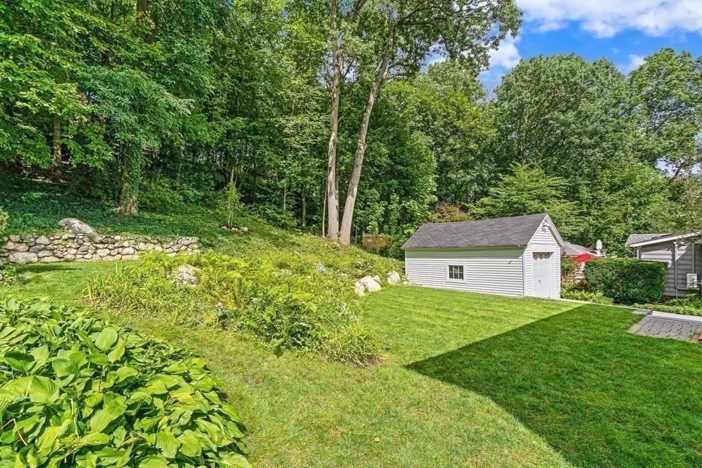155 Warwick Road Melrose, MA 02176 - Photo 36 of 37 Gallery Image 36
