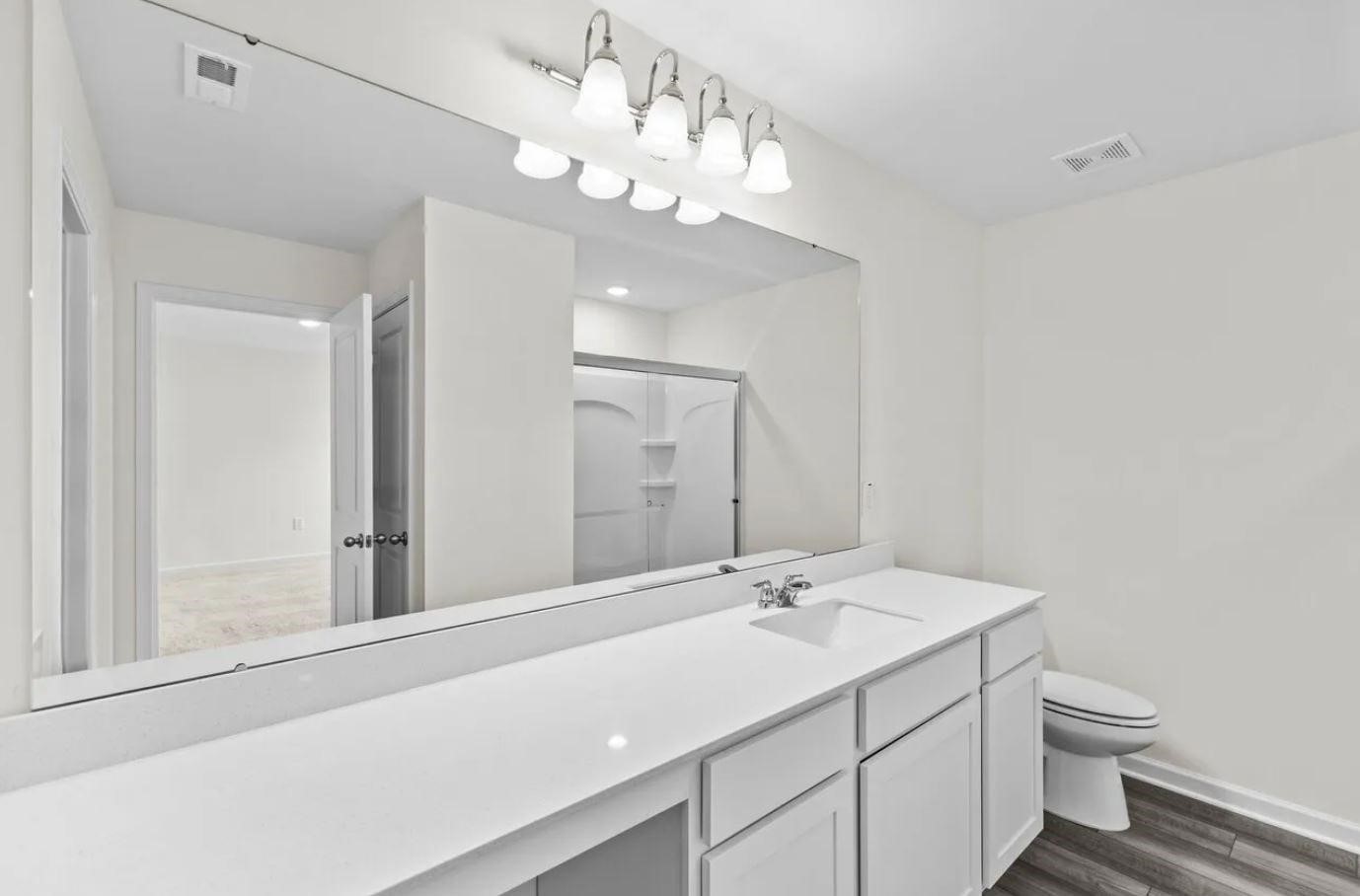 3114 Diamond Vw Lane Angleton, TX 77515 - Photo 9 of 12 Representative Photo