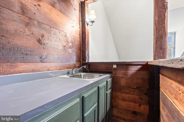 $296,500 | 41 West Philadelphia Street, York, PA 17401