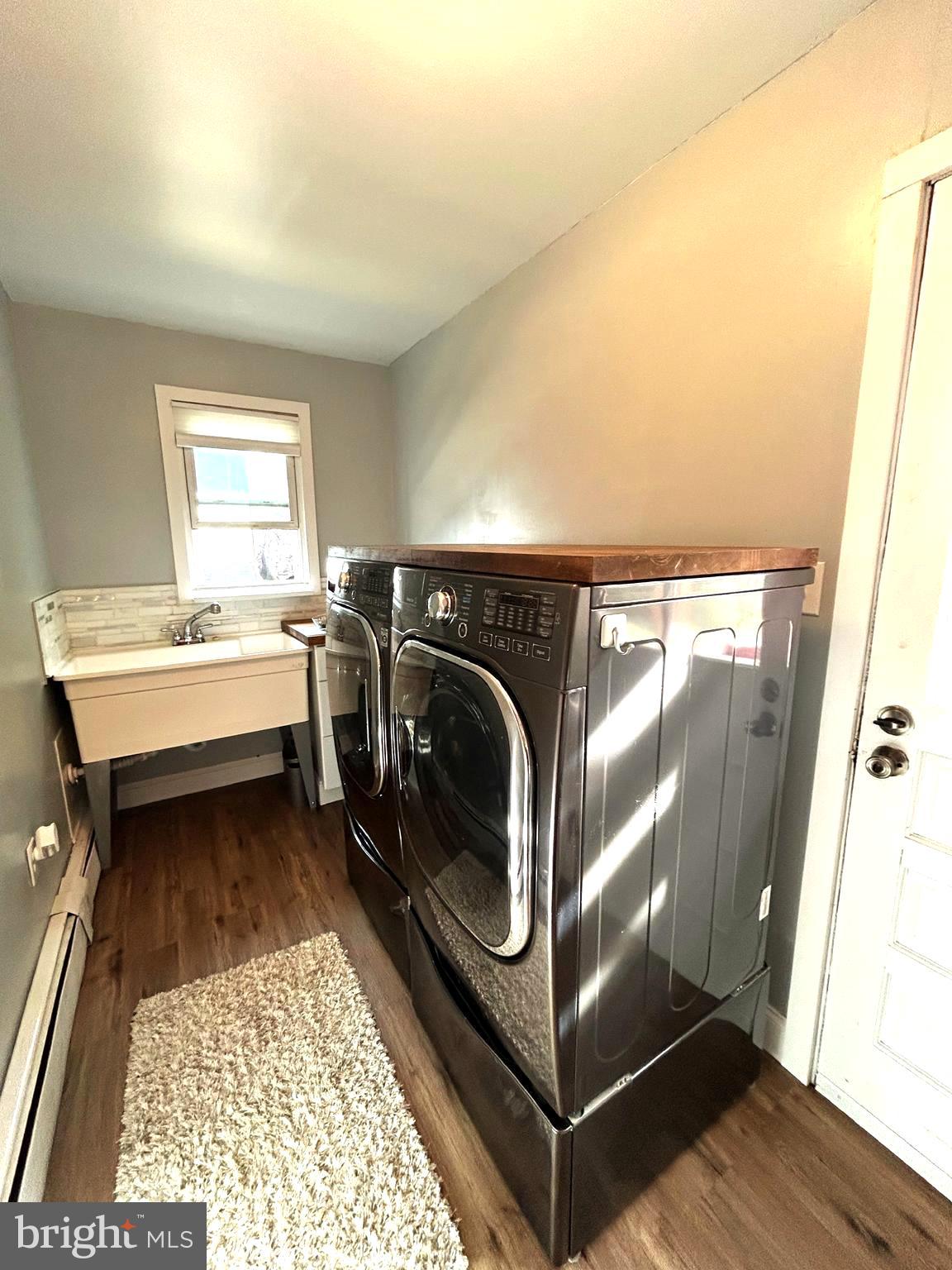 2615 Whitt Road Kingsville, MD 21087 - Photo 43 of 45 a utility room with dryer and washer