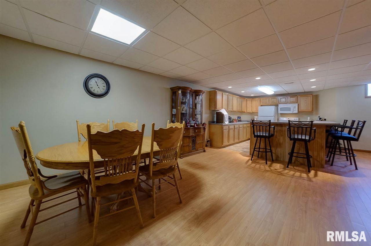 3008 Springwood Drive Springfield, IL 62712 - Photo 23 of 32