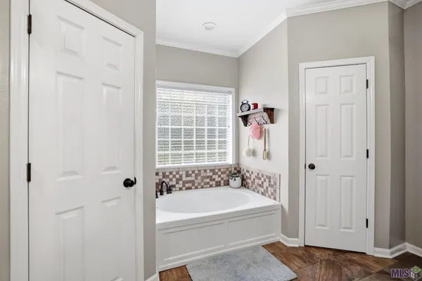 $235,000 | 10653 Ray Drive, Denham Springs, LA 70706
