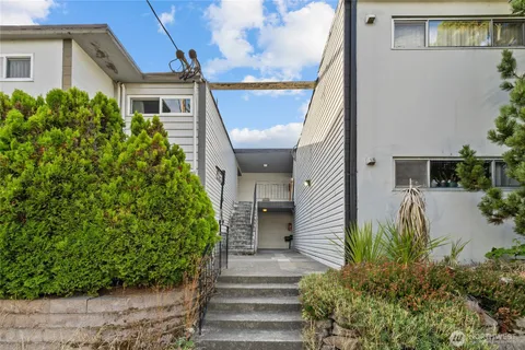 $2,980,000 | 801 Northwest 54th Street, Seattle, WA 98107