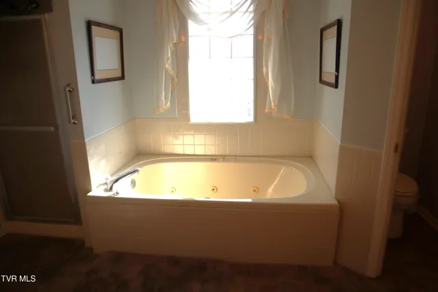 $449,900 | 1011 Lawson Drive, Kingsport, TN 37660