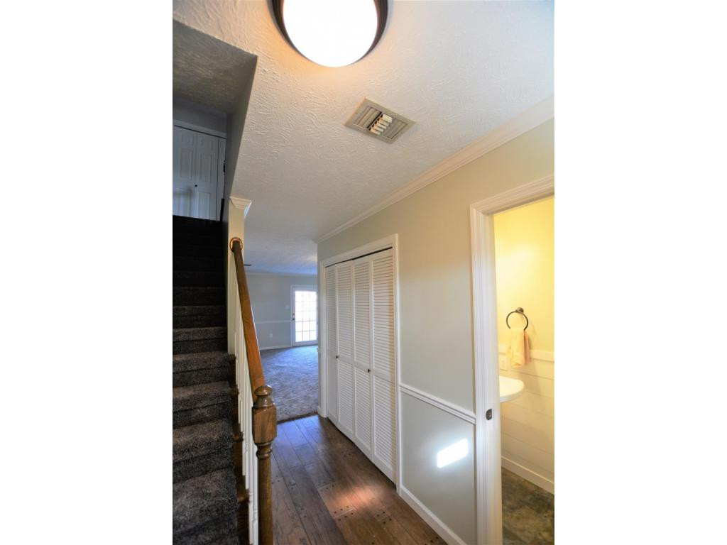 1116 Konnarock Road Kingsport, TN 37664 - Photo 11 of 21 Photo 11