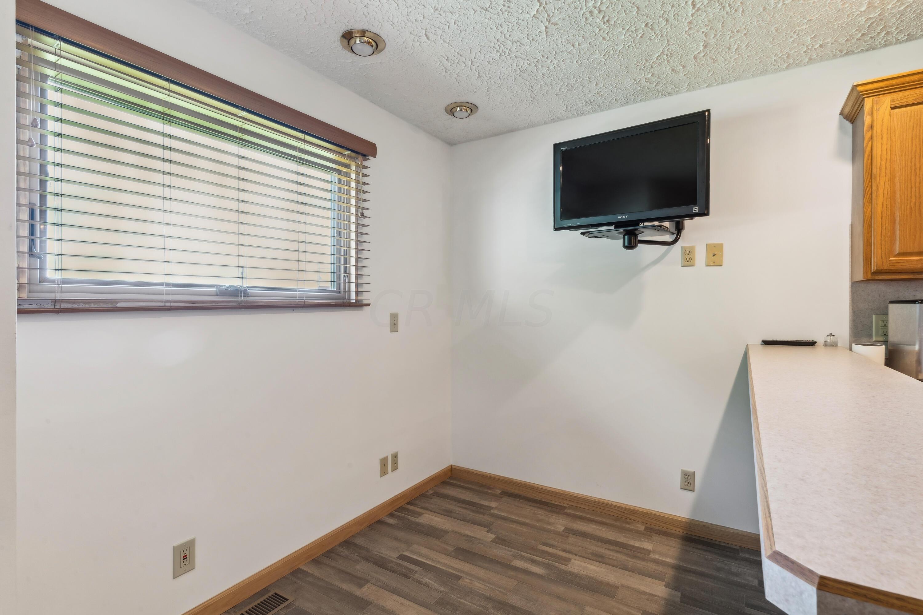 3861 Winnemac Pike La Rue, OH 43332 - Photo 6 of 35 2-print-DSC04528