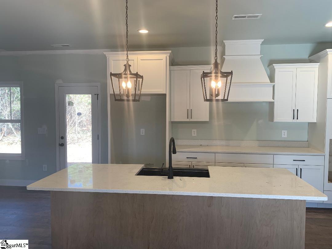 144 Cayman Way Anderson, SC 29621 - Photo 11 of 28 Gallery Image 11
