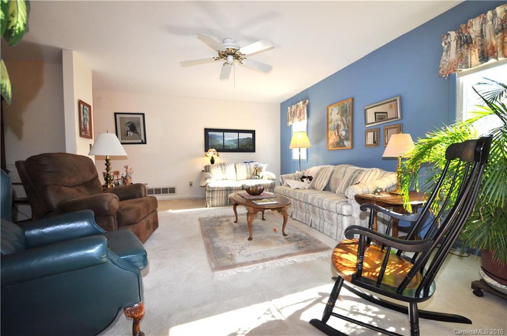 21 Bowman Ridge Road, Unit 2 Hendersonville, NC 28739 - Photo 4 of 20