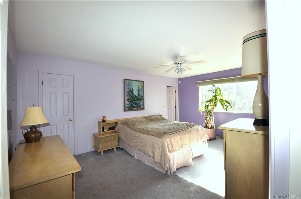 21 Bowman Ridge Road, Unit 2 Hendersonville, NC 28739 - Photo 10 of 20