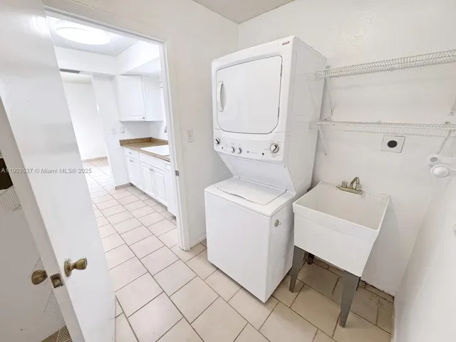 $335,000 | 8203 Northwest 104th Avenue, Tamarac, FL 33321