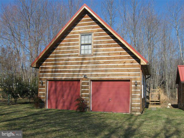 1204 Canvasback Lane Edgewater, MD 21037 - Photo 5 of 25 Exterior (Front)