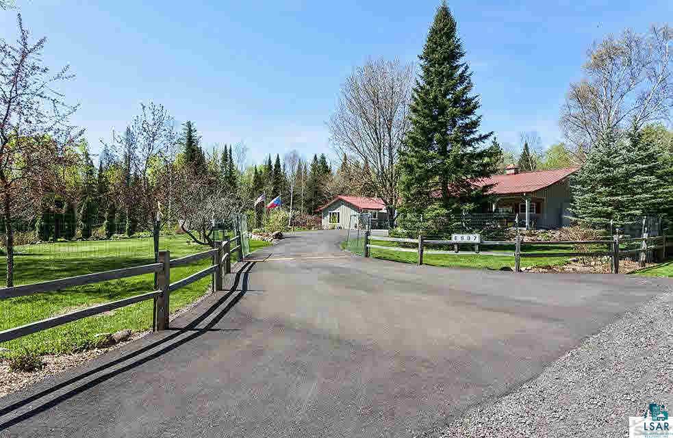 6907 County Rd A Superior, WI 54880 - Photo 2 of 21