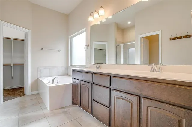 $3,300 | 205 Mineral Point Drive, Aledo, TX 76008