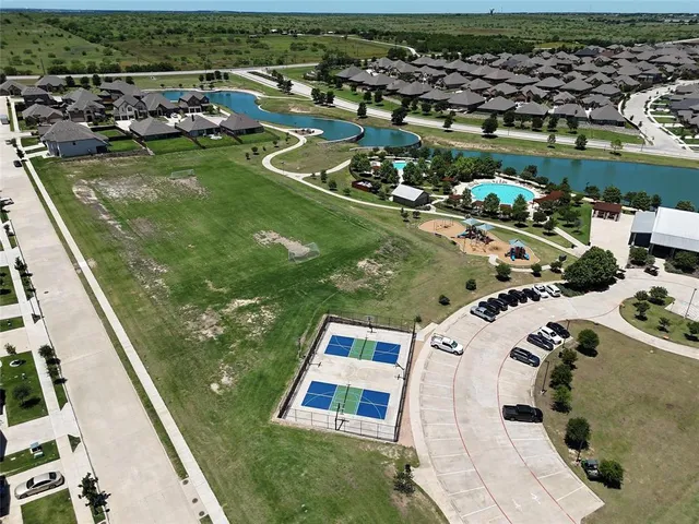 $3,300 | 205 Mineral Point Drive, Aledo, TX 76008