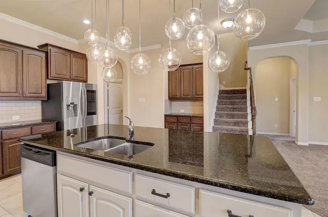 $3,300 | 205 Mineral Point Drive, Aledo, TX 76008