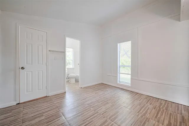 $1,350 | 227 North Austin Drive, Angleton, TX 77515