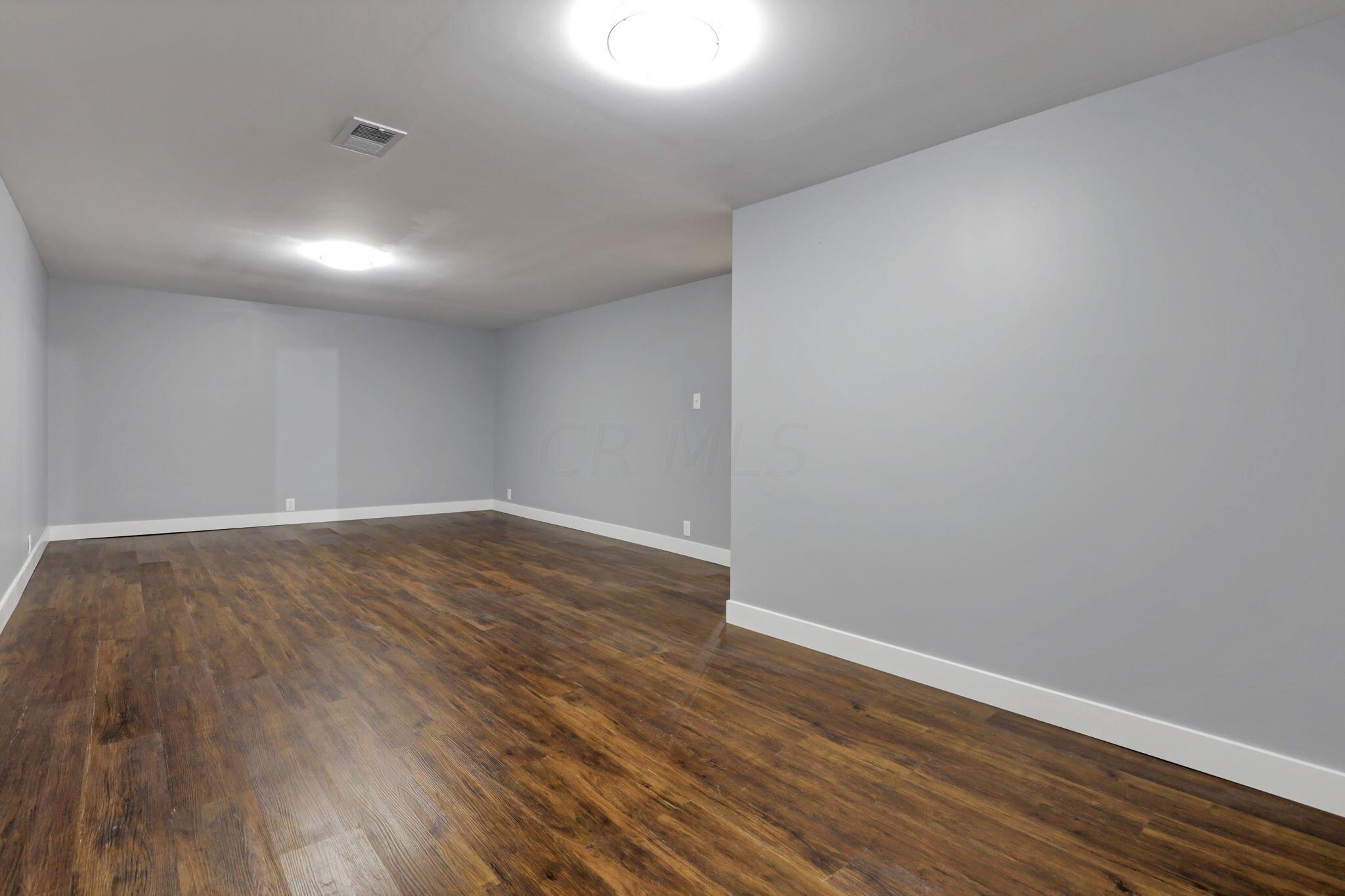 473 Smith Road Columbus, OH 43228 - Photo 37 of 45 36-web-or-mls-IMG_0965