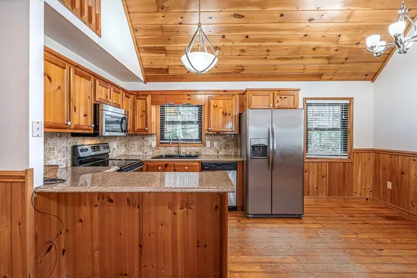 $315,000 | 41 Carvers Vw Trail, Murphy, NC 28906