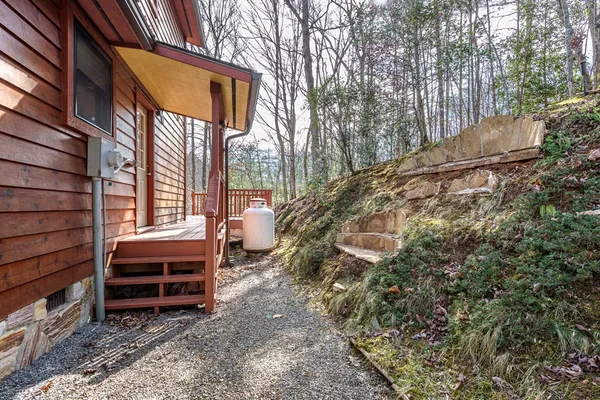 $315,000 | 41 Carvers Vw Trail, Murphy, NC 28906