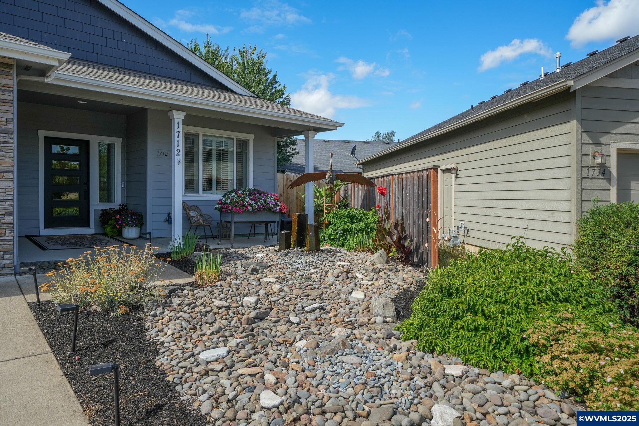 1712 25th Avenue Southwest Albany, OR 97321 - Photo 4 of 37