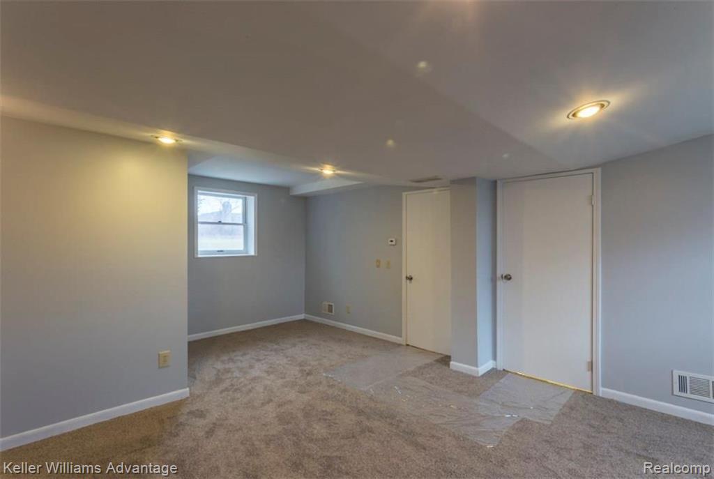 122 Wright Road Howell, MI 48843 - Photo 27 of 40