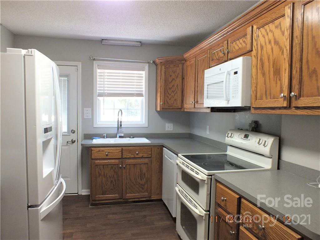 2715 Norfolk Road Lancaster, SC 29720 - Photo 3 of 29 Gallery Image 3